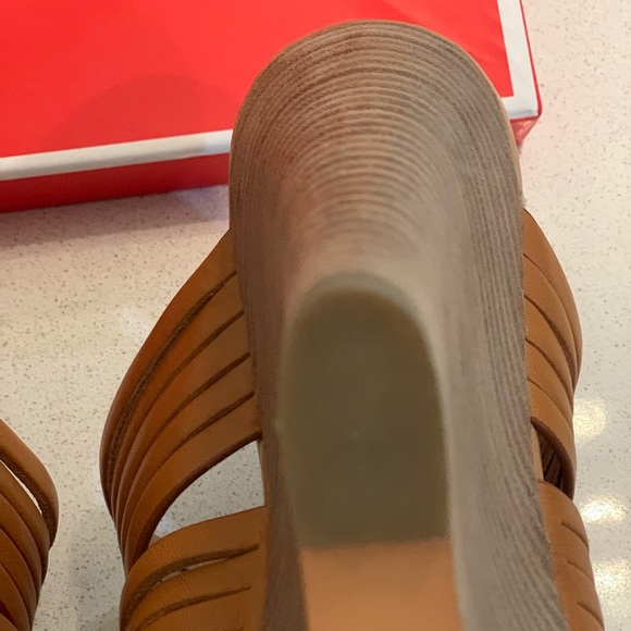 Coach Wedges Sz 8 - Picture 8 of 10